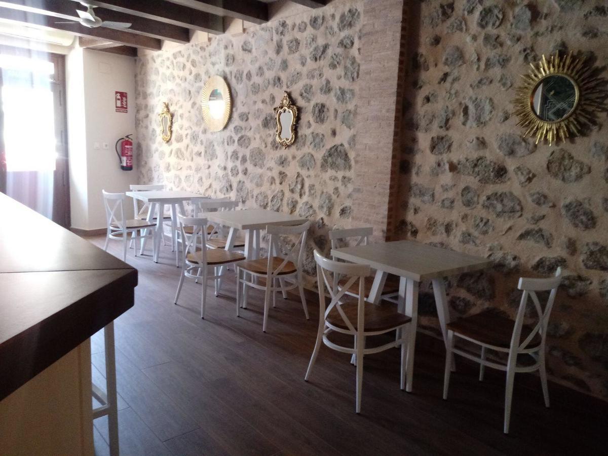 La Fonda De Candeleda Dış mekan fotoğraf